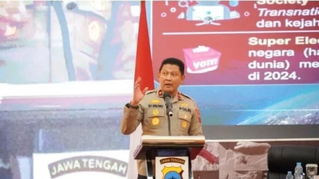 Mengenal Irjen Pol Ribut Hari Wibowo: Kapolda Termuda yang Kini Pimpin Polisi Jawa Tengah