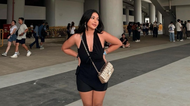 Mutia Ayu nonton konser Bruno Mars (Instagram)