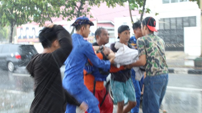 Bocah 6 Tahun yang Terseret Ombak di Pantai Padang Ditemukan Meninggal Dunia