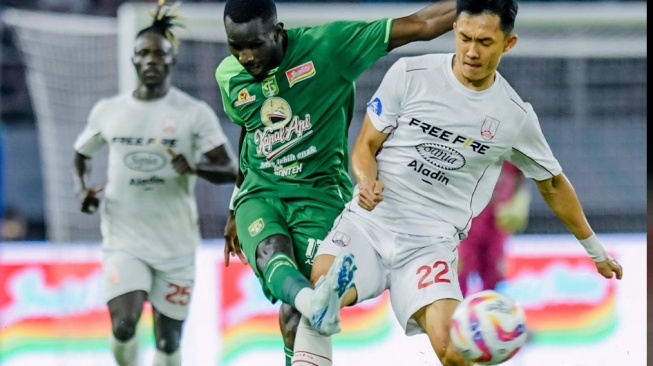 Hasil Persebaya vs Persis Solo: Malik Risaldi Bawa Bajul Ijo Menang Comeback 2-1