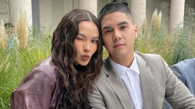 Potret Al Ghazali dan Alyssa Daguise di Fashion Show Boss di Milan (Instagram)