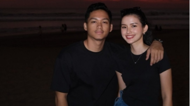 Jelang Kuliah ke Inggris dan LDR dengan Azriel Hermansyah, Sarah Menzel Tulis Pesan Romantis