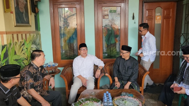 Disambangi Ridwan Kamil, Ketua FBR Kasih Wejangan Tapi Belum Tentu Beri Dukungan