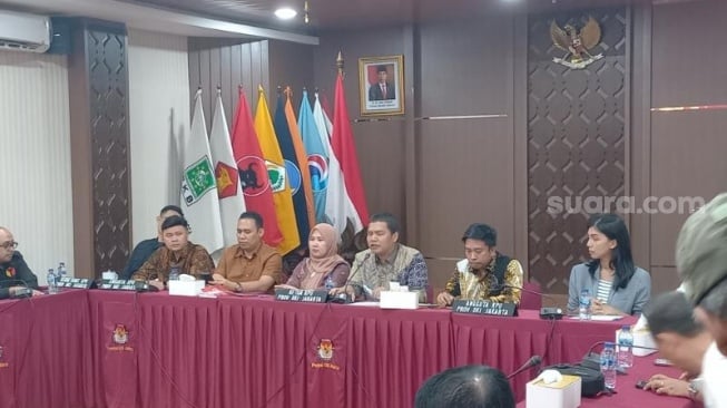 Komisi Pemilihan Umum (KPU) DKI Jakarta menetapkan para pasangan calon (paslon) kepala daerah Pemilihan Kepala Daerah (Pilkada) DKI Jakarta 2024. (Suara.com/Fakhri)