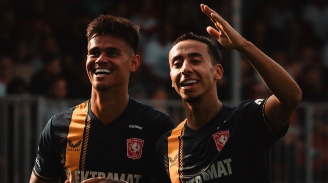 Calon pemain Timnas Indonesia yang juga bek FC Twente, Mees Hilgers (IG Mees Hilgers)