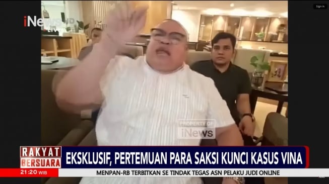 Pengacara Razman Arif Nasution hadir secara daring di acara Rakyat Bersuara (YouTube/Official iNews)