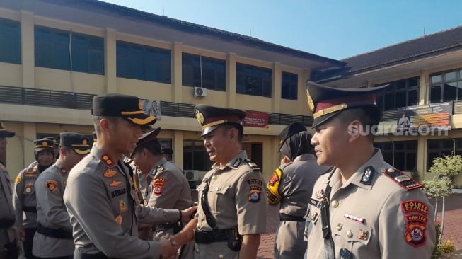 Empat Parwira Polres Cilegon Dimutasi, Iptu Yogie Fahrisal Jabat Kasat Pam Obvit