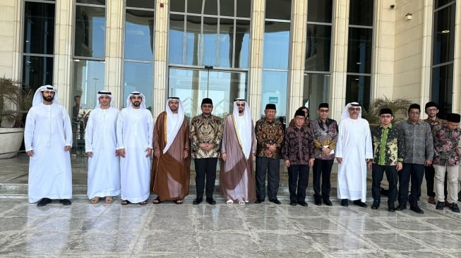 Penguatan Zakat dan Wakaf: Menteri Agama Bertemu Pejabat UEA di Dubai