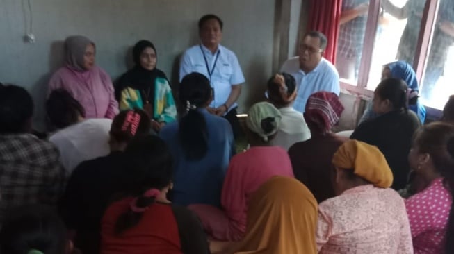 Berkat PNM, Ibu-ibu Desa Telemungsari di Banyuwangi Bisa Berkarya Mandiri lewat Jual Beli Hewan Ternak