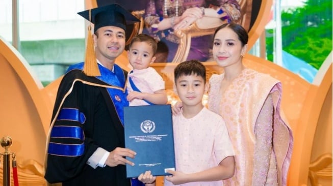 Apa Itu Honoris Causa? Gelar Baru Raffi Ahmad Jadi Kontroversi