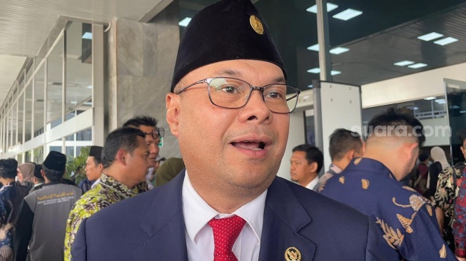 Bantah jadi Anggota DPR RI Jalur Give Away, Romy Soekarno: Ini karena Saya Berjuang di Dapil