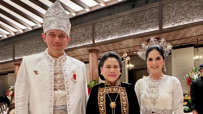 Potret Annisa Pohan dan Iriana Jokowi. [Instagram/@annisayudhoyono]