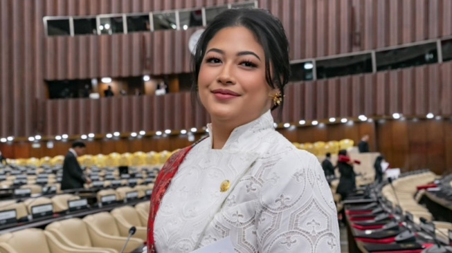 Pinka Haprani, anak Puan Maharani yang dilantik jadi anggota DPR RI 2024-2029 [Instagram/@aaliyah.massaid]