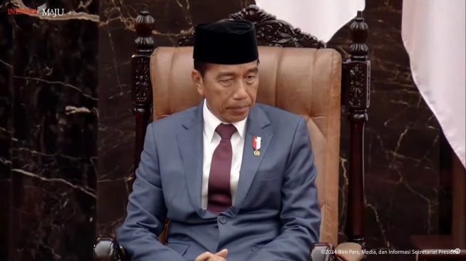 Presiden Joko Widodo alias Jokowi menghadiri Sidang Paripurna Pengucapan Sumpah Anggota DPR/DPD/MPR RI (YouTube/Sekretariat Presiden)