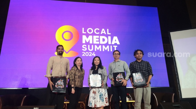 Omar Rajarathnam, Che de los Reyes, Engelbertus Wendratama, dan Adib Muttaqin di Local Media Summit, Rabu (2/10/2024)/Lintang Siltya Utami.