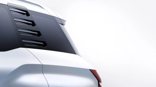 Teaser mobil SUV Mitsubishi baru. (Carscoops)