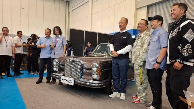 Mercedes-Benz W109 300 SEL Milik Menteri Perindustrian (Menperin) Agus Gumiwang Kartasasmita Setelah Dilakukan Restorasi di IMX 2024. (Foto: Suara.com/Manuel Jeghesta)