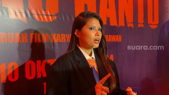 Amanda Green dalam jumper pers film Pulau Hantu di kawasan Kuningan, Jakarta Selatan, Jumat (4/10/2024). [Tiara Rosana/Suara.com]