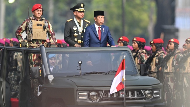 Ancaman Siber dan Tensi Geopolitik Makin Memanas, Jokowi Minta TNI Terus Perbaiki Diri dan Adaptif