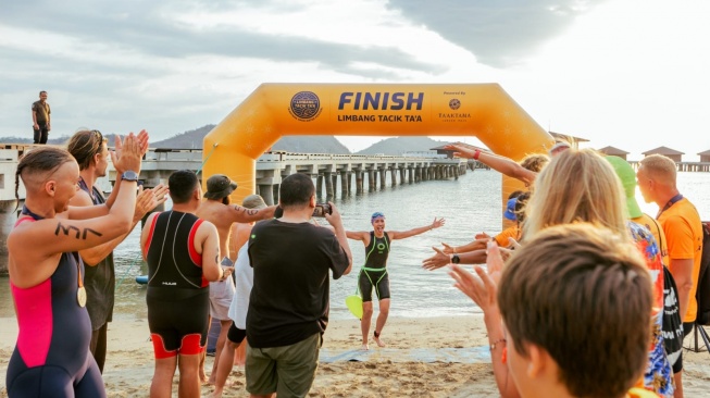 Perenang Nasional Aflah Fadlan Juara Taaktana Open Water Festival 2024