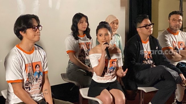 Prilly Latuconsina dalam konferensi pers film Bolehkah Sekali Saja Kumenangis yang digelar di kawasan MH. Thamrin, Jakarta Pusat, Kamis (10/10/2024). [Suara.com/Tiara Rosana]