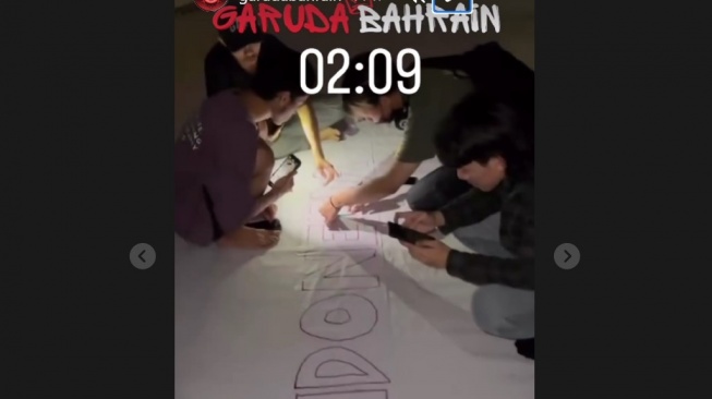 Timnas Indonesia tak sendirian. Setidaknya ada 1700 suporter akan berikan dukungan langsung saat pasukan Shin Tae-yong menghadapi Bahrain. [Tangkap layar Instagram]