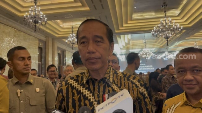 Respons Jokowi Usai 16 Menterinya Menghadap Prabowo: Namanya Keberlanjutan