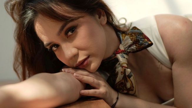 Sebelum Resmi Ditalak Cerai, Putri Anne Sudah Lama Ikhlaskan Arya Saloka Nikah Lagi