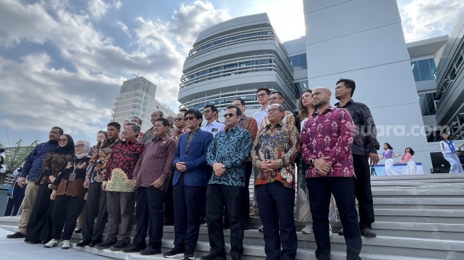 Kementer Kominfo resmikan Gedung Transformasi Digital STMM Yogyakarta pada Jumat (11/10/2024). [Suara.com/Dicky Prastya]