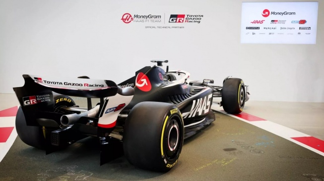 Haas dan logo Toyota. (Toyota Gazoo Racing)