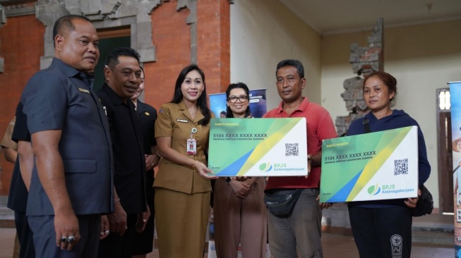 CSR BRI Dukung Perlindungan 528 Pedagang Gianyar Lewat BPJS Ketenagakerjaan