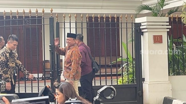 Sore Ini Prabowo Panggil Calon Menterinya, Fadli Zon, Nusron, Maruarar hingga Gus Ipul Merapat ke Kertanegara