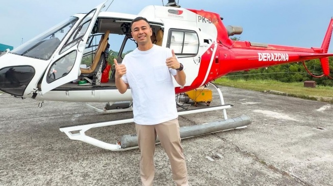 Raffi Ahmad sewa helikopter. (Instagram/raffinagita1717)