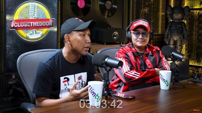 Oki Rengga di podcast Close The Door (YouTube/Deddy Corbuzier)