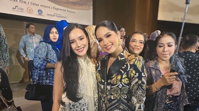 Satu Acara bareng Annisa Pohan, Tas Anyam Beby Tsabina Setara 16 Kali UMK Pandeglang