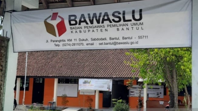 Respon Beredarnya Truk Pengangkut Beras Bulog Bergambar Salah Satu Peserta Pilkada, Ini TIndakan Bawaslu Bantul