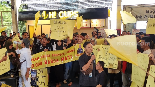 Harga Kios Cuma Turun Rp 50 Ribu, Pedagang JPM Pasar Tanah Abang Demo Sarana Jaya Lagi