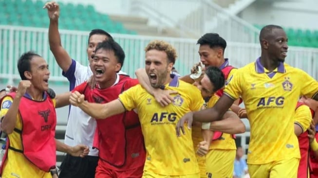 BRI Liga 1: Diwarnai Lima Gol, Persik Kediri Perkasa Taklukkan Dewa United