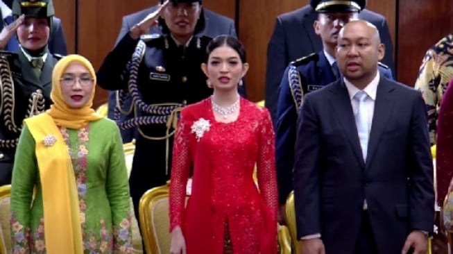 Potret Selvi Ananda di acara Pelantikan Presiden dan Wakil Presiden RI 2024-2029. (YouTube/Sekretariat Presiden).