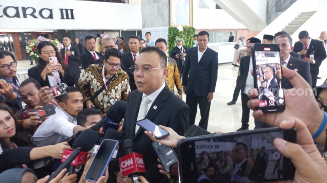 Ketua Harian DPP Partai Gerindra, Sufmi Dasco Ahmad saat ditemui di Komplek Parlemen. (Suara.com/Bagaskara)