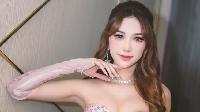 Suguhkan 10 Lagu, Icha Yang Suskes Tampilkan Lagu-Lagu Mandarin, Pop, hingga Dangdut