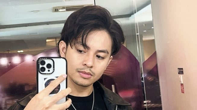 Potong Rambut Jadi Belah Tengah, Angga Yunanda Dijuluki Jamet