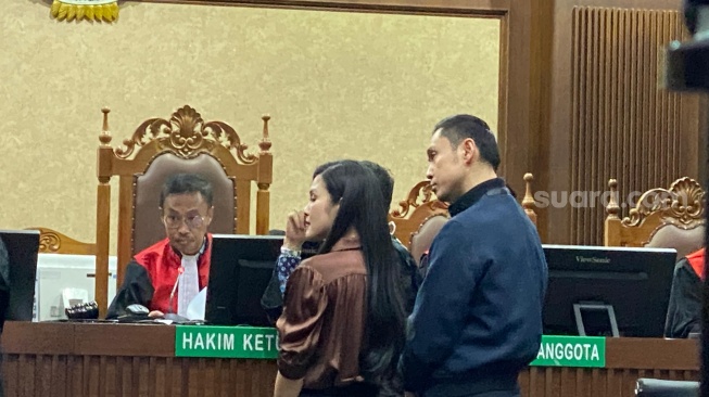 Sandra Dewi menjadi saksi di sidang kasus korupsi PT Timah dengan terdakwa suaminya, Harvey Moeis di Pengadilan Tindak Pidana Korupsi (Tipikor) Jakarta, Senin (21/10/2024) [Suara.com/Tiara Rosana].