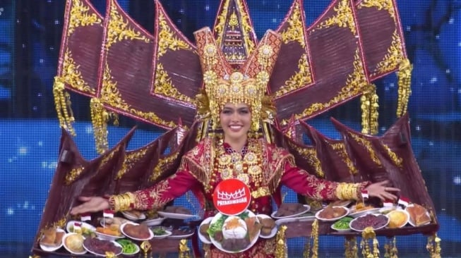 Ivan Gunawan Girang, Nova Liana Panen Pujian di Ajang Miss Grand International 2024.