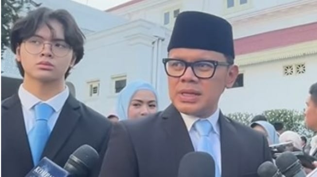 Profil Kenatra Mahesha, Anak Wamendagri Bima Arya yang Jadi Sorotan ...