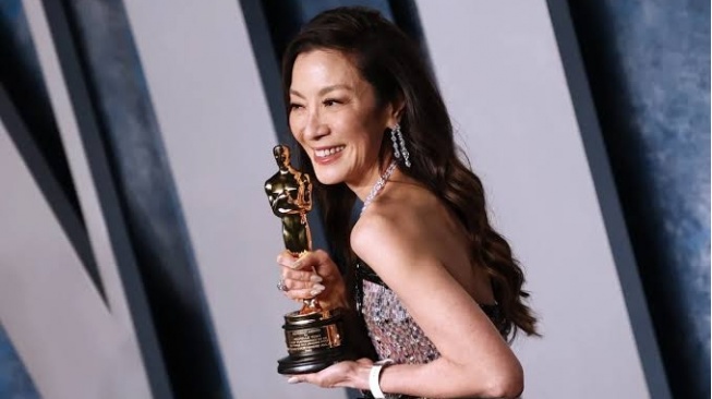 3 Film yang Dibintangi Michelle Yeoh, Terbaru Ada A Haunting in Venice