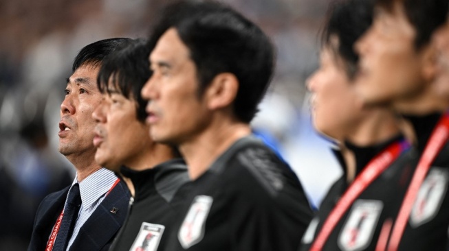 Pelatih Timnas Jepang, Hajime Moriyasu mewaspadai pemain ke-12 Timnas Indonesia. [AFP]