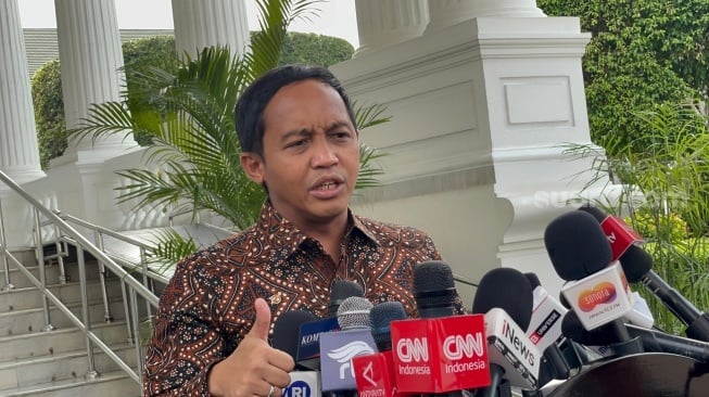 Mayor Teddy Sudah Siapkan Dresscode Kabinet untuk Retreat di Akmil Magelang, Ini Bocoran Seragam Para Menteri