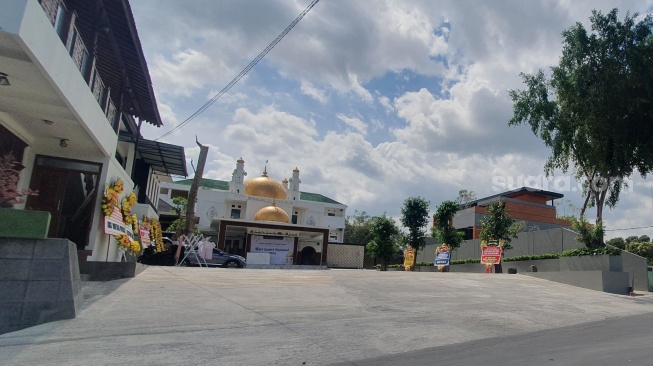 Suasana rumah dan Ponpes Ora Aji milik Gus Miftah di Kalasan, Sleman, Rabu (23/10/2024). [Suarajogja.id/Hiskia]