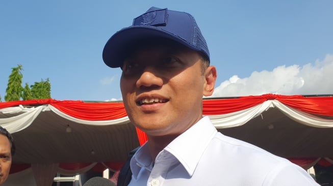 Menko Bidang Infrastruktur dan Pembangunan Kewilayahan, Agus Harimurti Yudhoyono di Bandara Adisutjipto Yogyakarta, Kamis (24/10/2024). [Suarajogja.id/Hiskia]